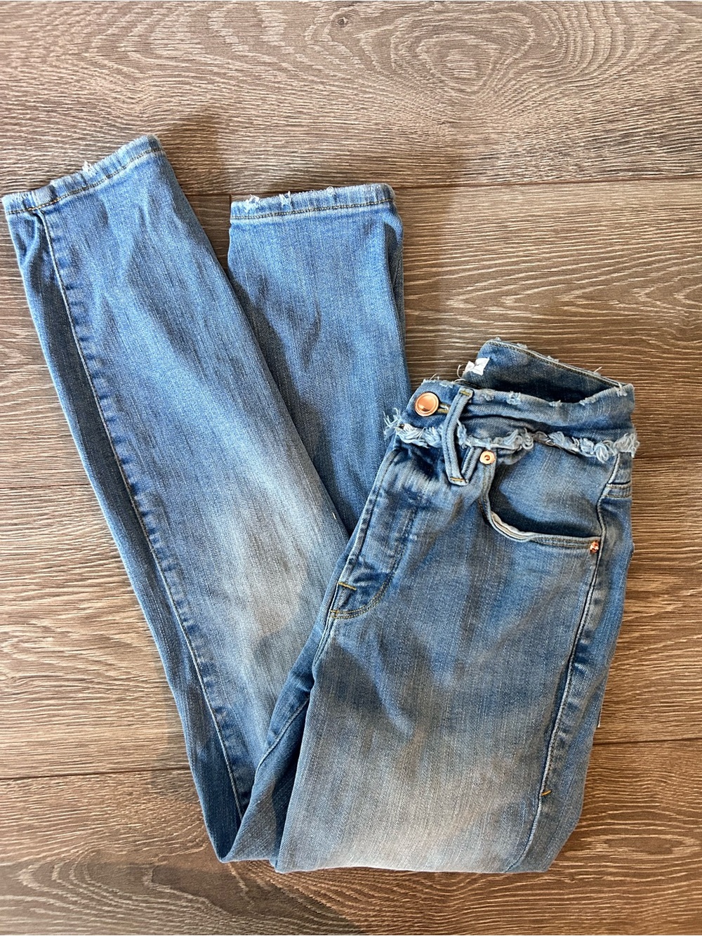 Good American Light Blue Ankle Crop Jeans